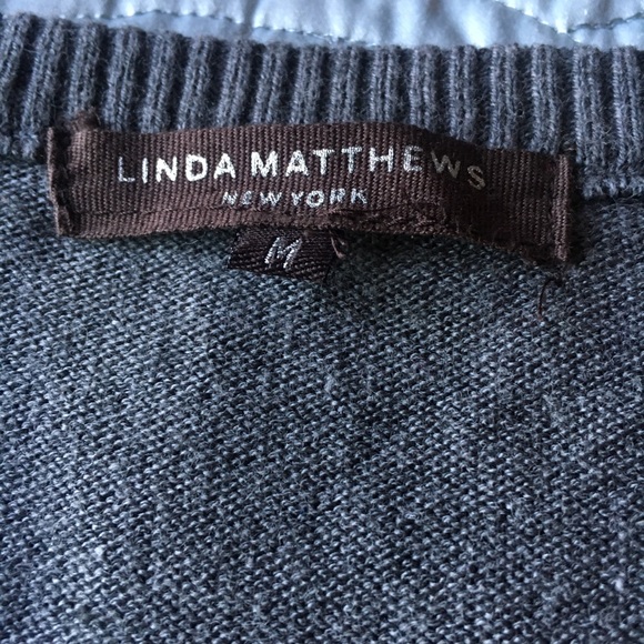 Gray shirt - Picture 3 of 3